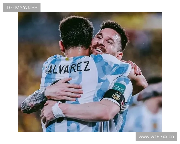 阿尔瓦雷斯的团队价值如何体现：曼城冠军拼图解析