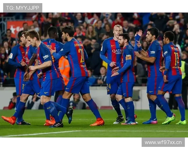 曼联近期表现波动加剧，体系性问题逐步反映于比赛走势