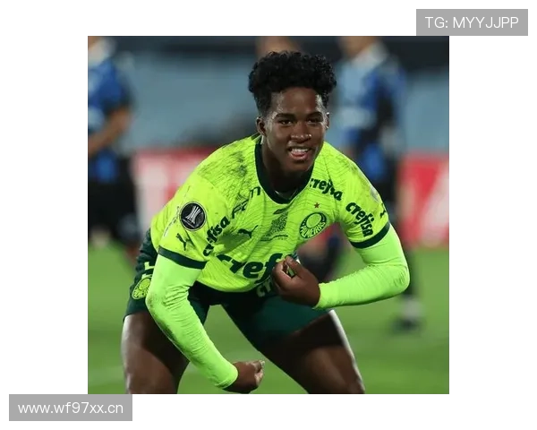 现代前锋模板：恩德里克如何适配不同体系