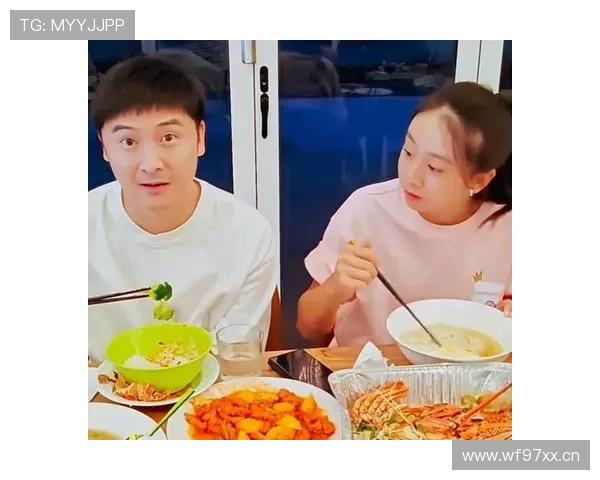 田亮又发家居照？别人晒客厅，他家直接开了个微型奥运场，生无可恋